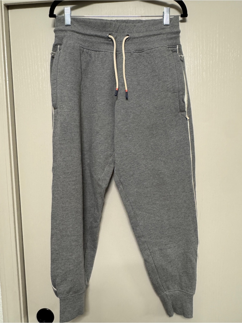 Cotopaxi Gray Drawstring Jogger Sweatpants